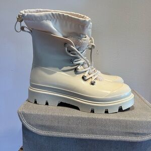Women's White Winter Boots